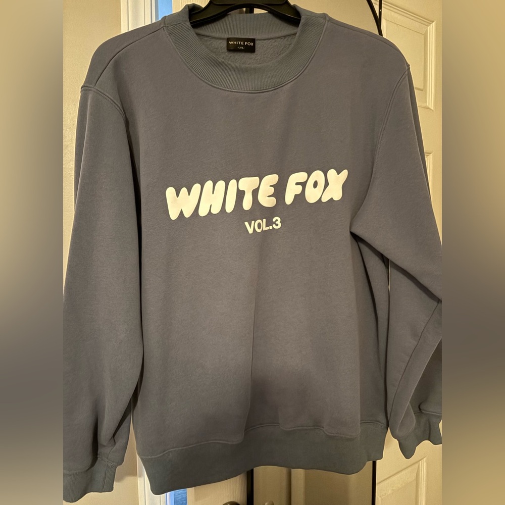 White fox crewneck